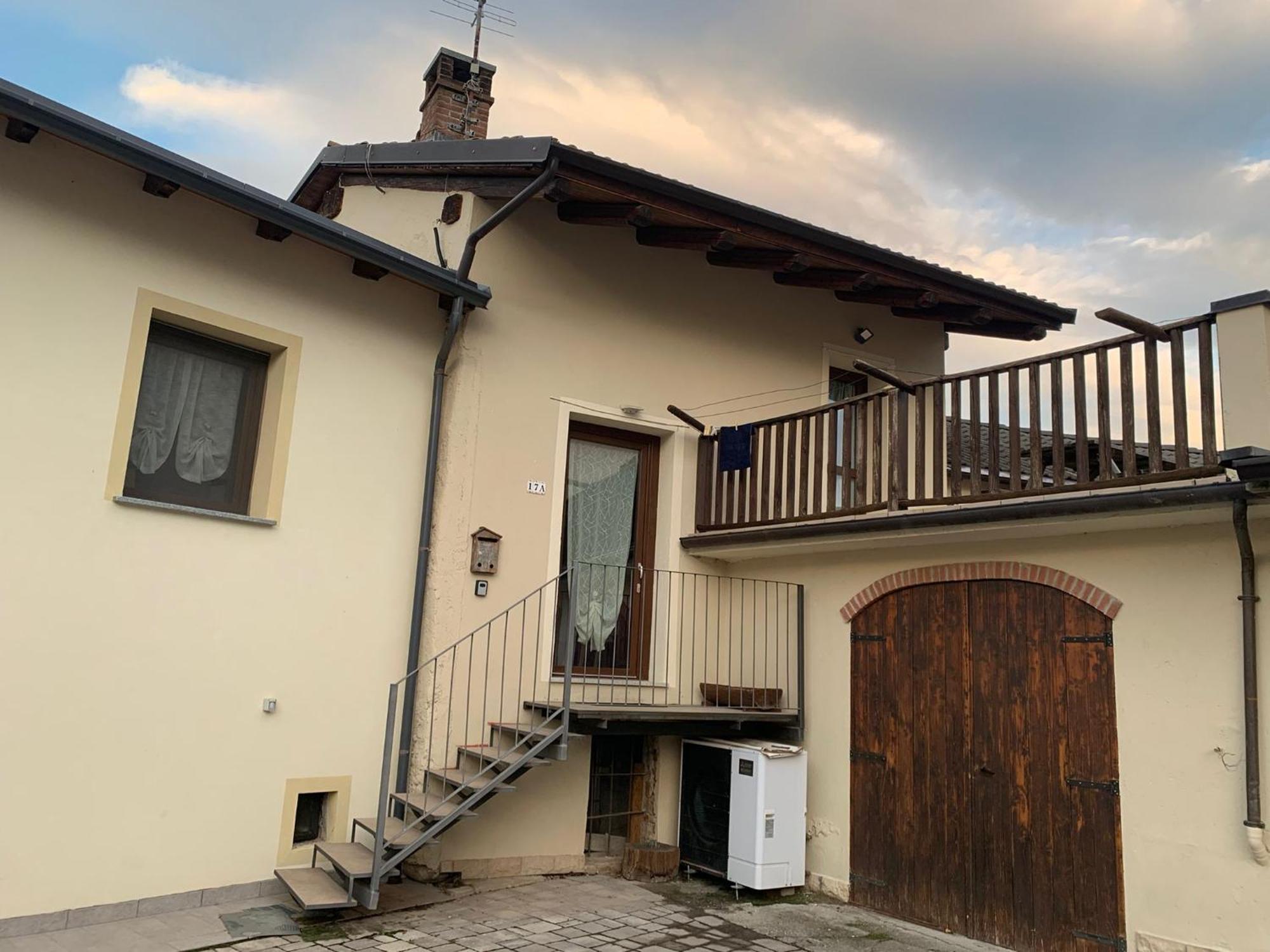 Villa La Casa Di Nonna Pina Roccasparvera Exterior foto